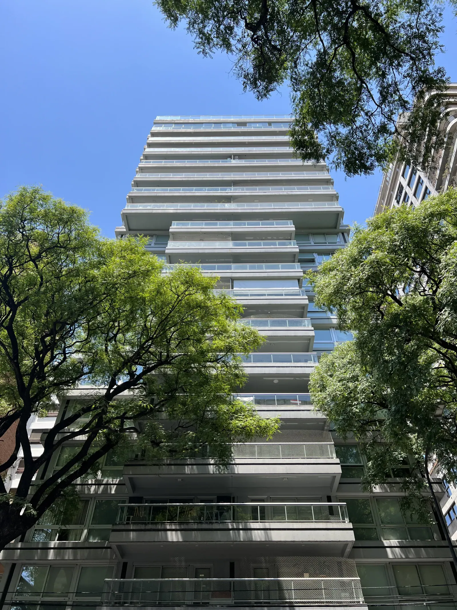 G Luxury (Goyena 1750)